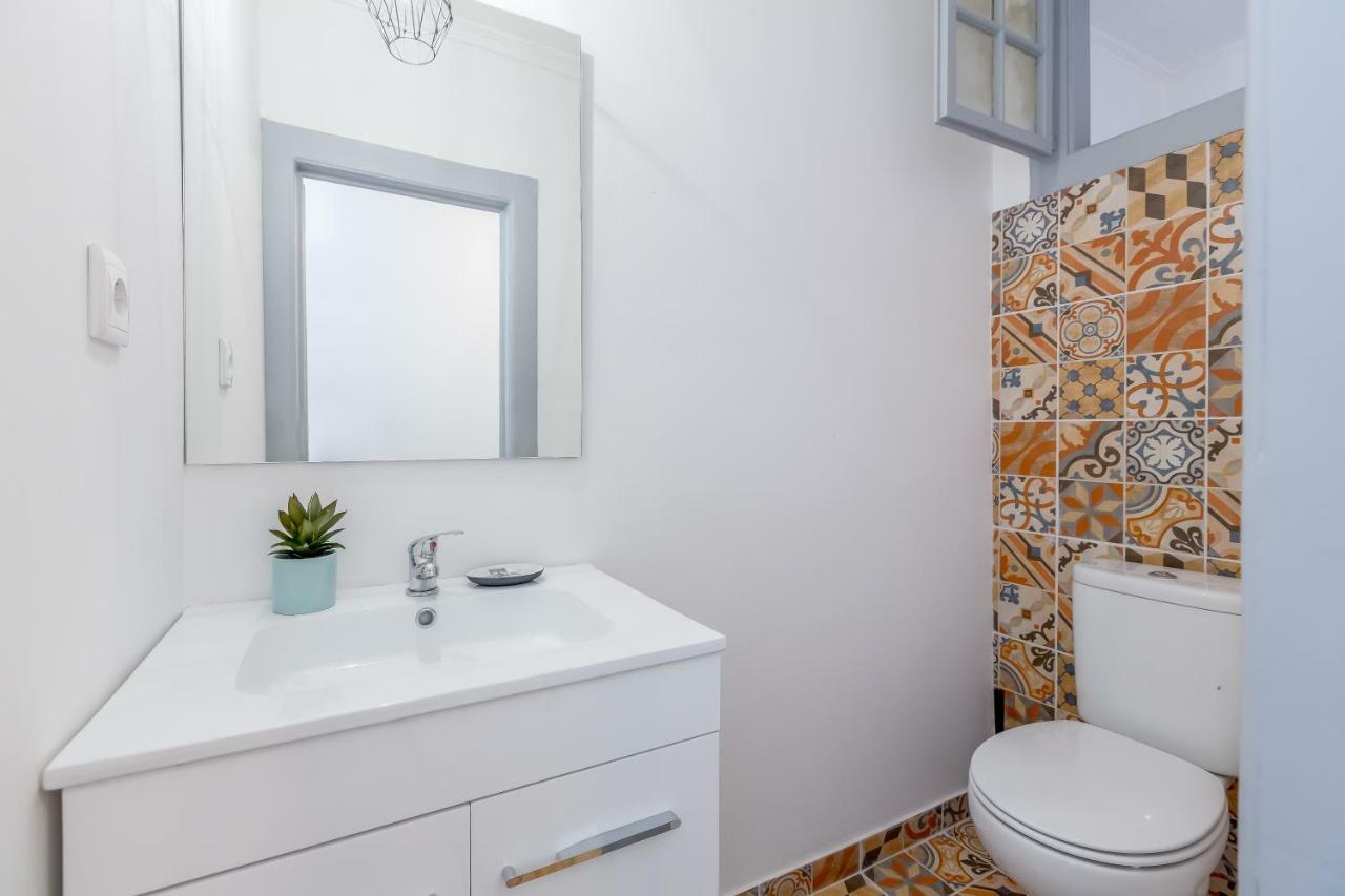 Alfama, Bright And Spacious With Private Terrace, By Timecooler Lisbon Luaran gambar
