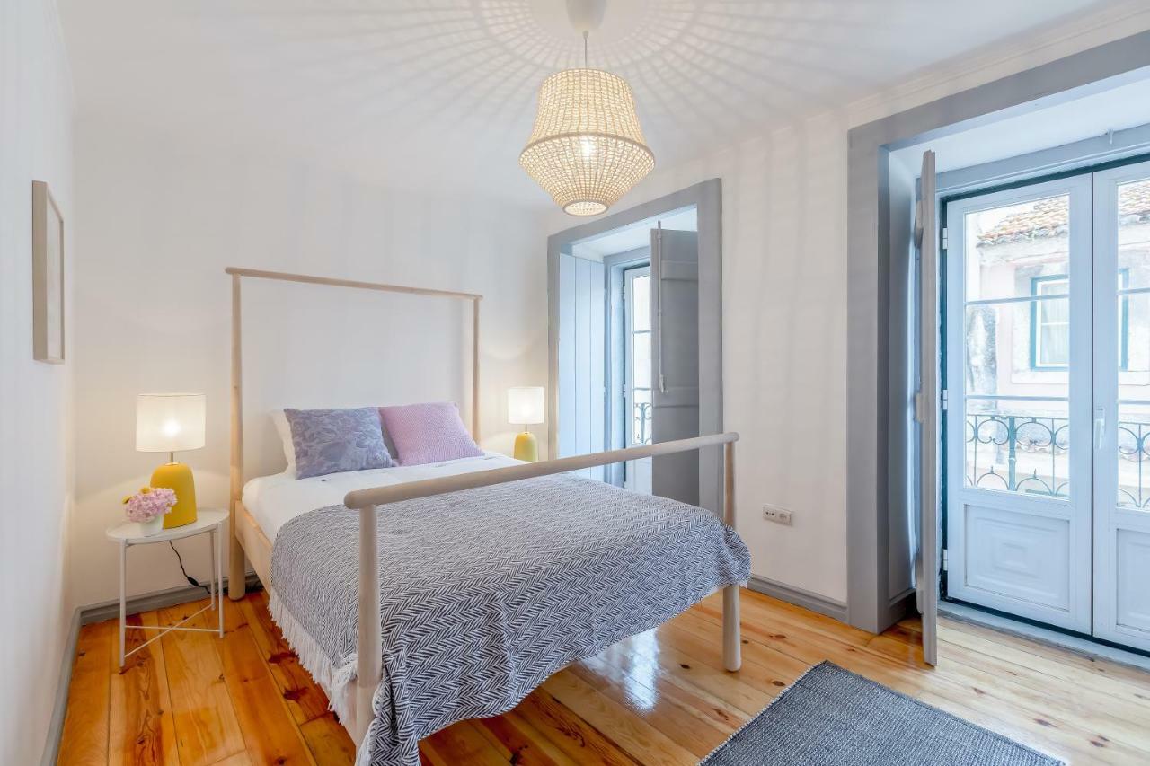 Alfama, Bright And Spacious With Private Terrace, By Timecooler Lisbon Luaran gambar